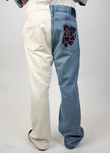 Load image into Gallery viewer, Floral Mingle Jeans
