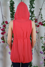 Load image into Gallery viewer, Coral Zip Up Vest
