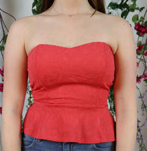 Load image into Gallery viewer, Pink Strapless Peplum Top
