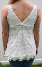 Load image into Gallery viewer, Off White Lace Blouse
