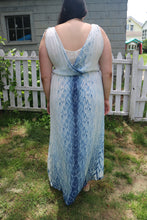 Load image into Gallery viewer, Blue/White Maxi Dress
